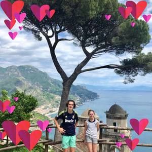 Meet your Posher, Lila